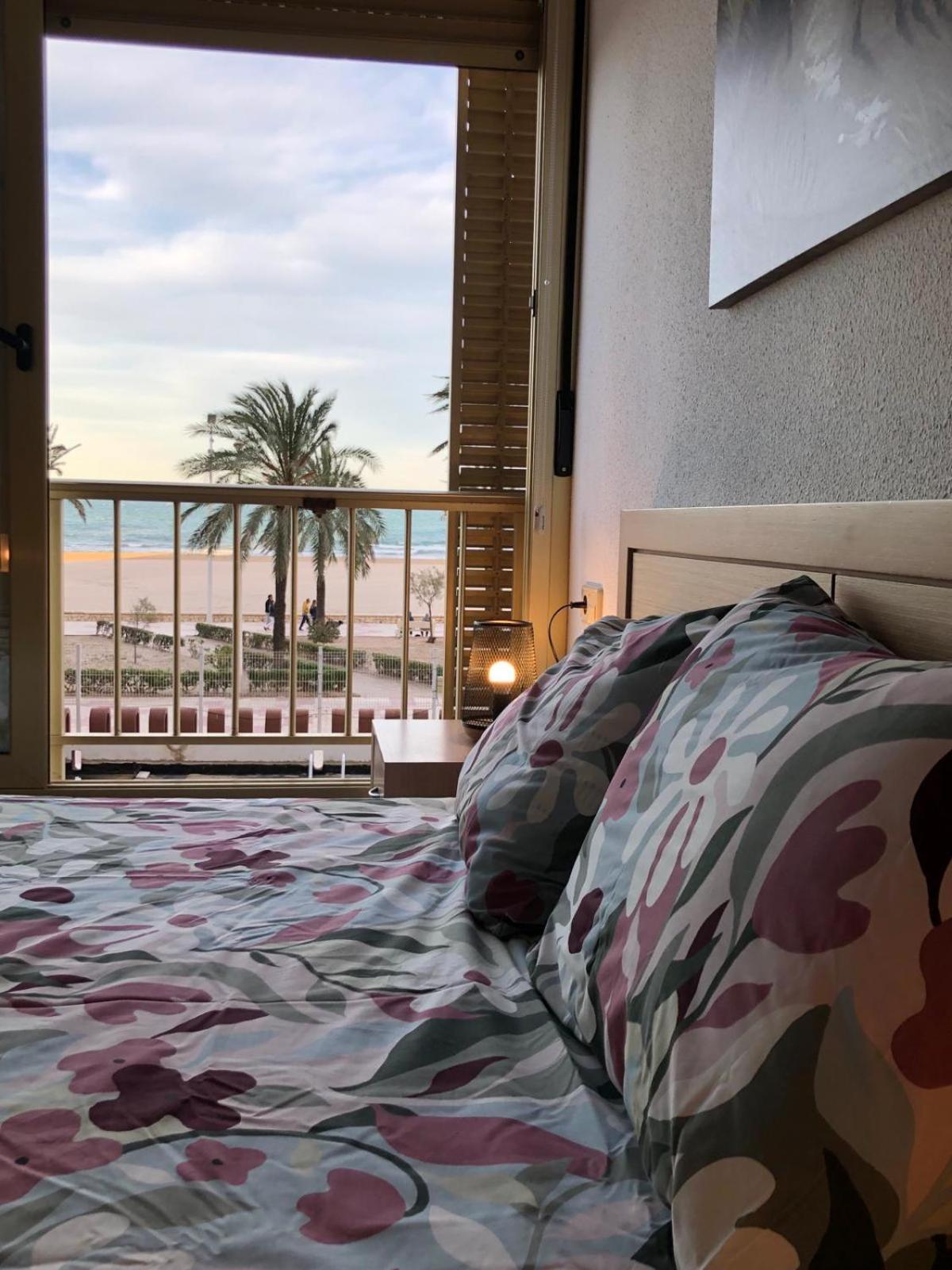 Apartamento Arensol En Primera Linea De Playa 库列拉 外观 照片